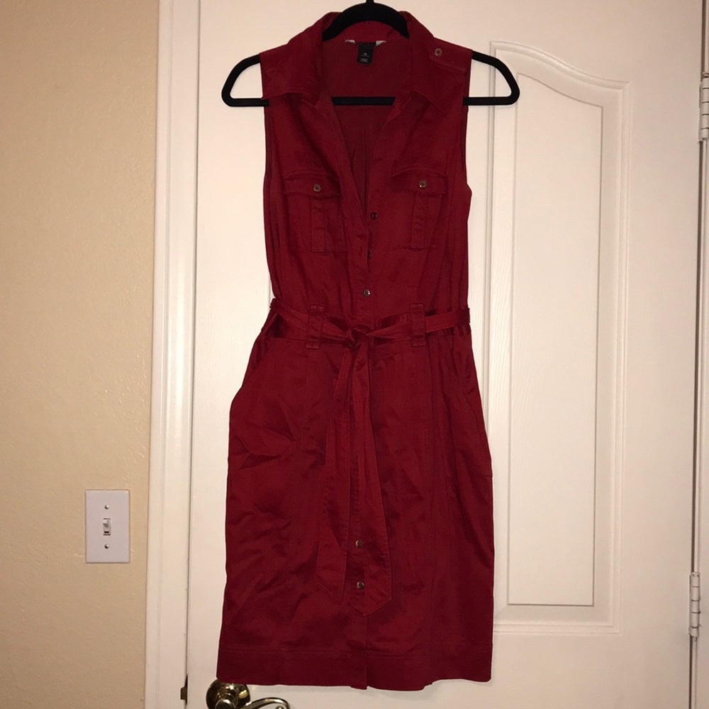 WHBM sleeveless dress with pockets
